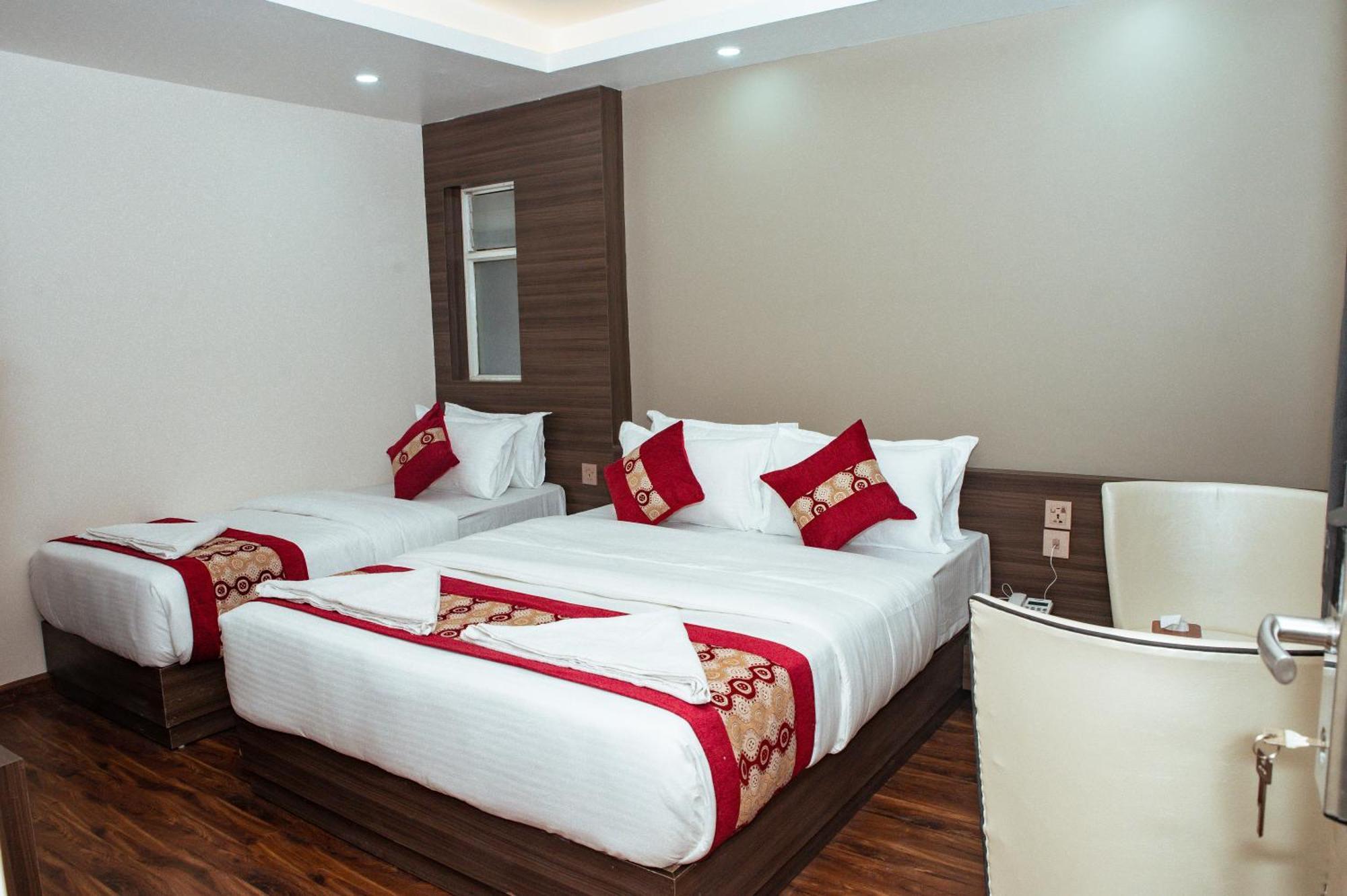 Kusum Airport Hotel Kathmandu Luaran gambar
