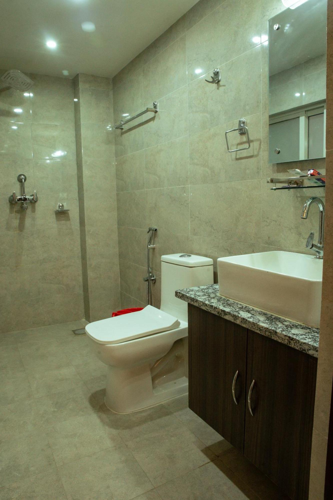 Kusum Airport Hotel Kathmandu Luaran gambar